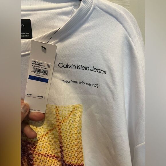 Calvin Klein Crewneck Sweater - New York Moment #1 - Picture 6 of 7